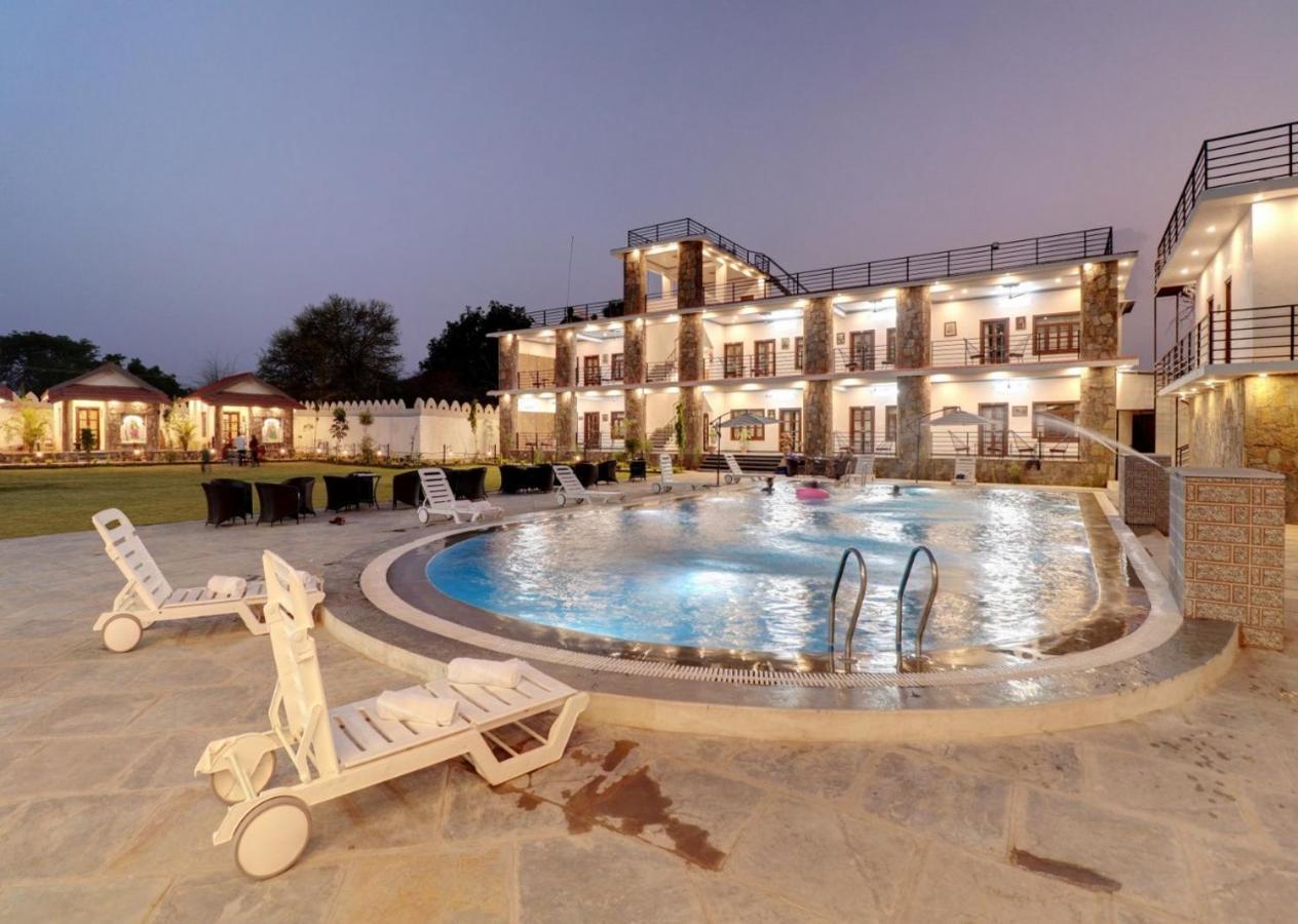Keshav Resort Udaipur Exterior foto