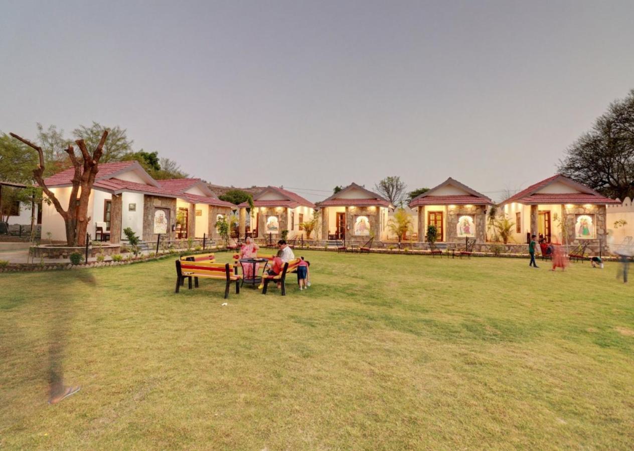 Keshav Resort Udaipur Exterior foto